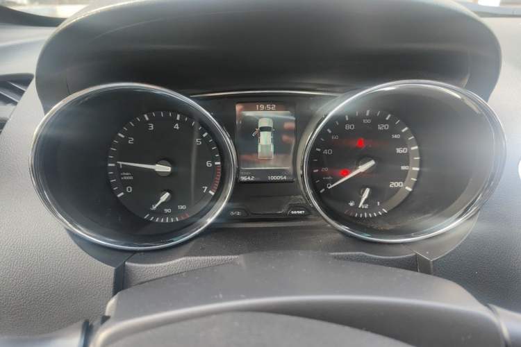 Used Isuzu TAGA  Instrument Cluster