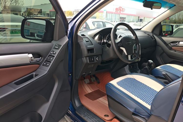 Used Isuzu TAGA 2021 3.0T Diesel Manual Two-Wheel Drive Value Edition Long Wheelbase 4KH1CT6H1 Driver Seat