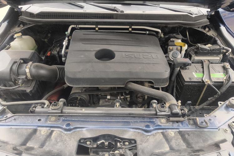 Used Isuzu TAGA 2021 3.0T Diesel Manual 4x4 Luxury Edition Standard Wheelbase 4KH1CT6H1 Engine Bay