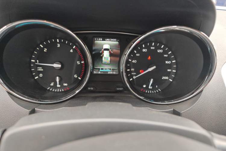 Used Isuzu TAGA 2021 3.0T Diesel Manual Two-Wheel Drive Value Edition Long Wheelbase 4KH1CT6H1 Odometer Close Up