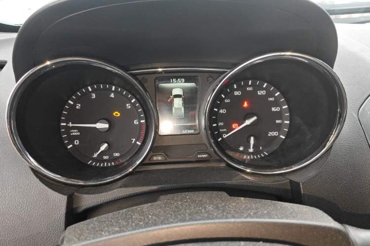 Used Isuzu TAGA 2021 1.8T Gasoline Manual Two-Wheel-Drive Value Edition Standard Wheelbase CE18 Instrument Cluster