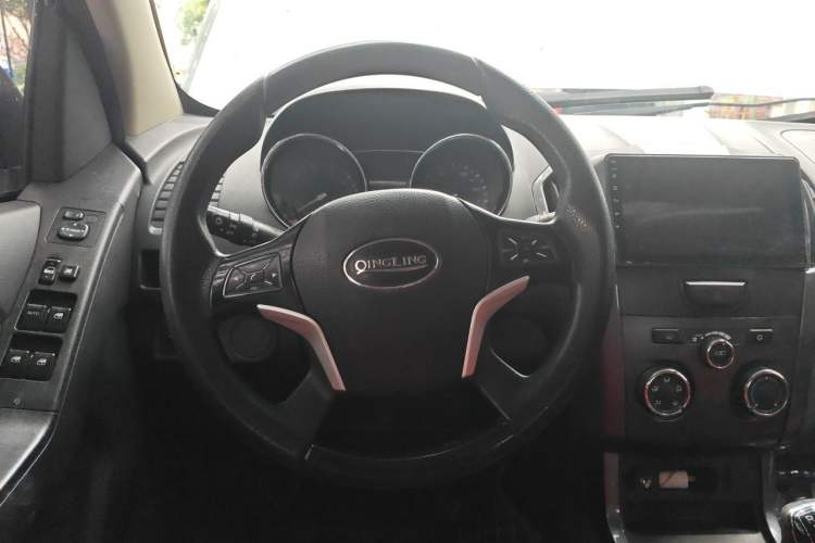 Used Isuzu TAGA 2021 1.8T Gasoline Manual Two-Wheel-Drive Value Edition Standard Wheelbase CE18 Steering Wheel