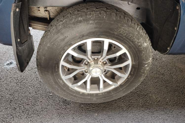 Used Isuzu TAGA Dargo H 2021 3.0T Diesel Manual 4x4 Value Edition Long Wheelbase 4KH1CT6H1 Exterior 8