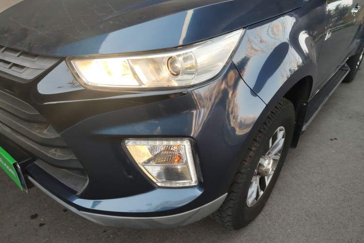 Used Isuzu TAGA Dargo H 2021 3.0T Diesel Manual 4x4 Value Edition Long Wheelbase 4KH1CT6H1 Left Front Headlight