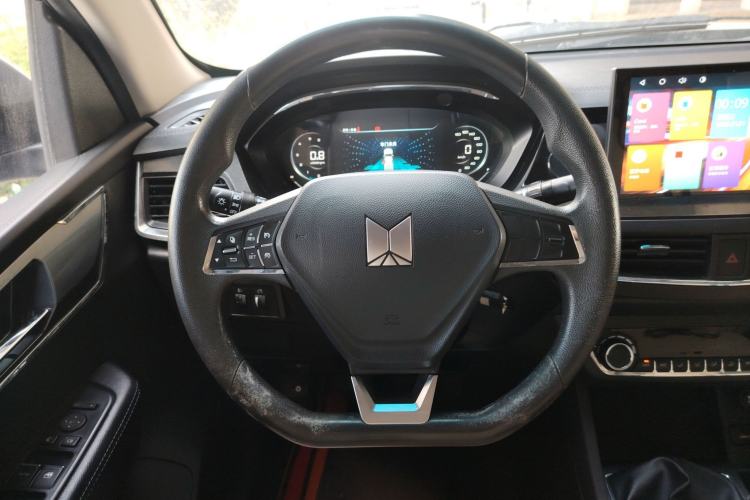 Used Isuzu TAGA Dargo H 2021 3.0T Diesel Manual 4x4 Value Edition Long Wheelbase 4KH1CT6H1 Steering Wheel