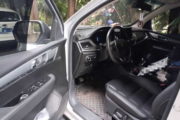 Used Isuzu TAGA Dargo H 2021 1.8T Gasoline Manual 4x4 Ultra-Luxury Standard Wheelbase CE18 Driver Seat