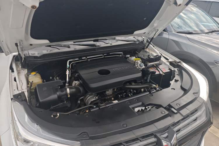 Used Isuzu TAGA Dargo H 2021 3.0T Diesel Manual 4x4 Value Edition Long Wheelbase 4KH1CT6H1 Engine Bay