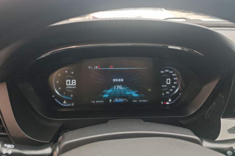Used Isuzu TAGA Dargo H 2021 3.0T Diesel Manual 4x4 Value Edition Long Wheelbase 4KH1CT6H1 Instrument Cluster