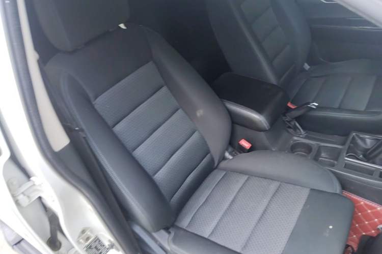 Used Isuzu TAGA Dargo H 2021 3.0T Diesel Manual 4x4 Value Edition Long Wheelbase 4KH1CT6H1 Right Front Seat