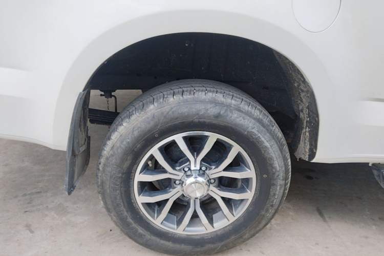 Used Isuzu TAGA Dargo H 2021 3.0T Diesel Manual 4x4 Value Edition Long Wheelbase 4KH1CT6H1 Right Rear Wheel Hub