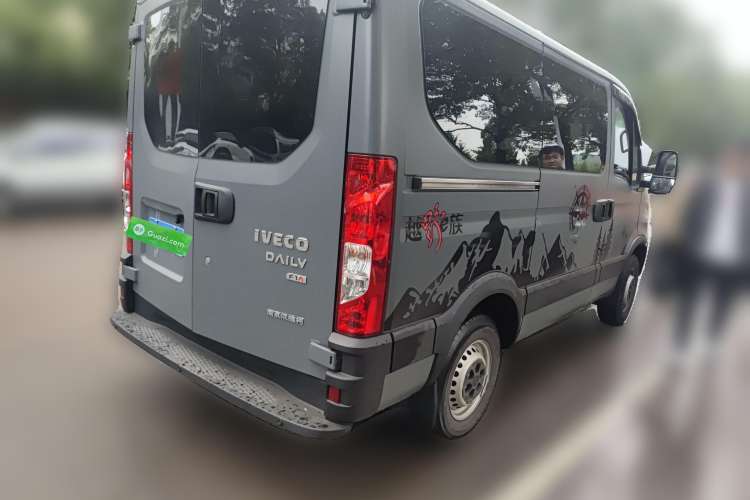 Used Iveco 2021 2.0T Manual Super Rui Short Wheelbase Low-Roof Manual Door F1A Rear Right 45 Deg