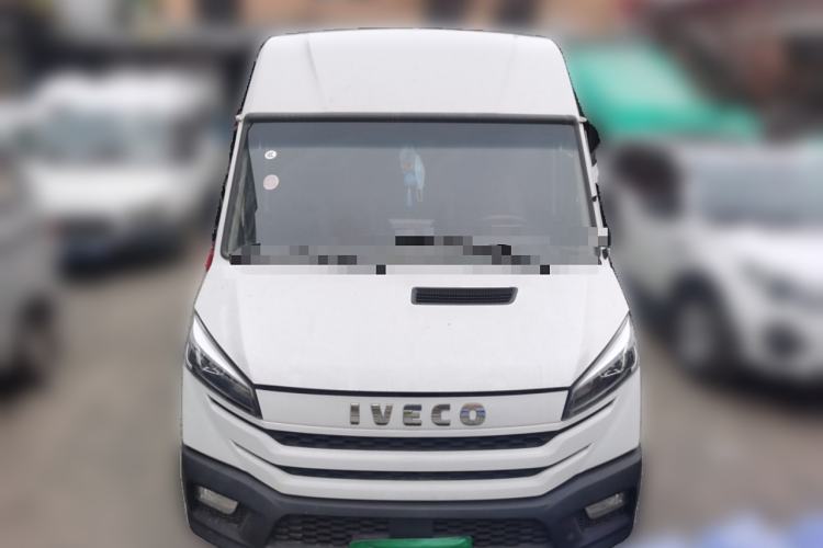 Used Iveco Daily 2023 2.5T A37M1 Long Wheelbase Mid-Roof Dual-Tire Side-Sliding Doors 5-9 Seats Front