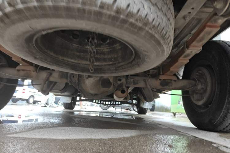 Used Iveco Daily 2009 2.5T-A35 7-Seater Chassis Rear