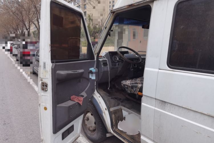 Used Iveco Daily 2009 2.5T-A35 7-Seater Driver Seat