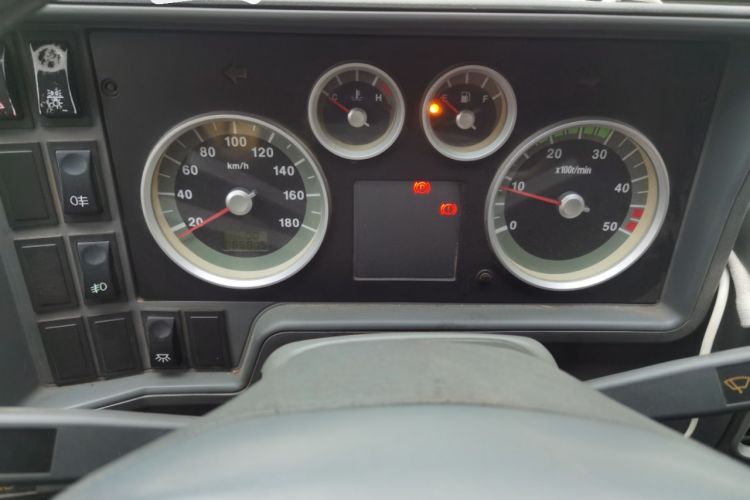 Used Iveco Daily 2009 2.5T-A35 7-Seater Instrument Cluster