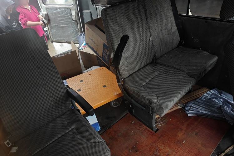 Used Iveco Daily 2009 2.5T-A35 7-Seater Left Rear Seat