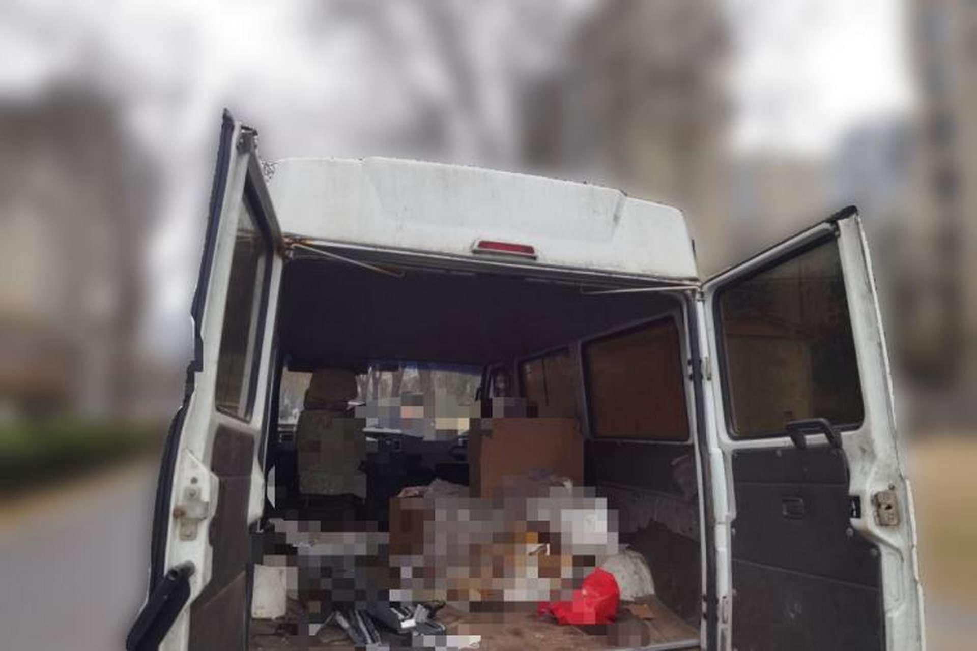 Used Iveco Daily 2009 2.5T-A35 7-Seater Trunk