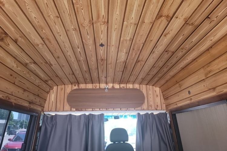 Used Iveco Daily 2009 2.5T-A35 7-Seater Headliner