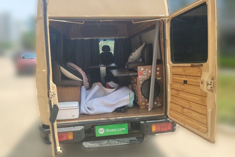Used Iveco Daily 2009 2.5T-A35 7-Seater Trunk
