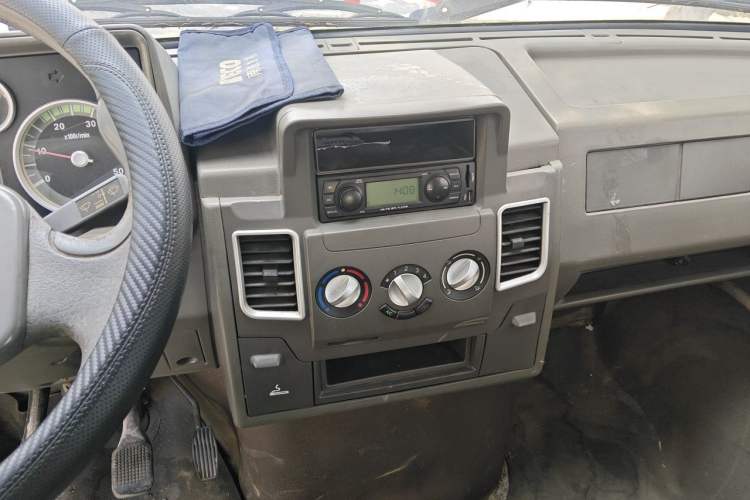 Used Iveco Daily  Audio And AC Panel