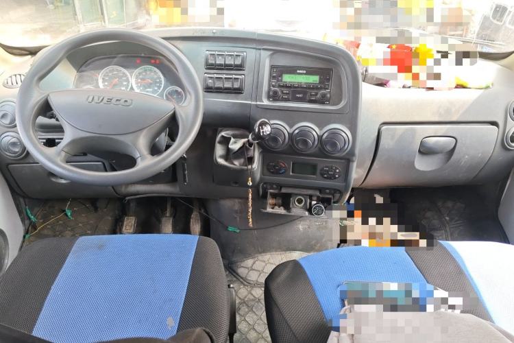 Used Iveco Daily  Center Console