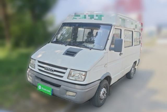 Iveco Daily Iveco Deway 2.5T manual diesel, seven-seater usado