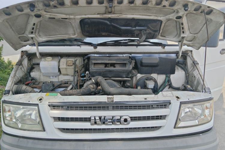 Used Iveco Daily  Engine Bay