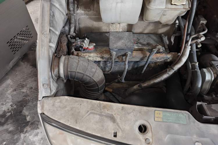 Used Iveco Daily 2012 2.5T-A35 Logistics Version 1 Mid-Roof Engine Bay Right