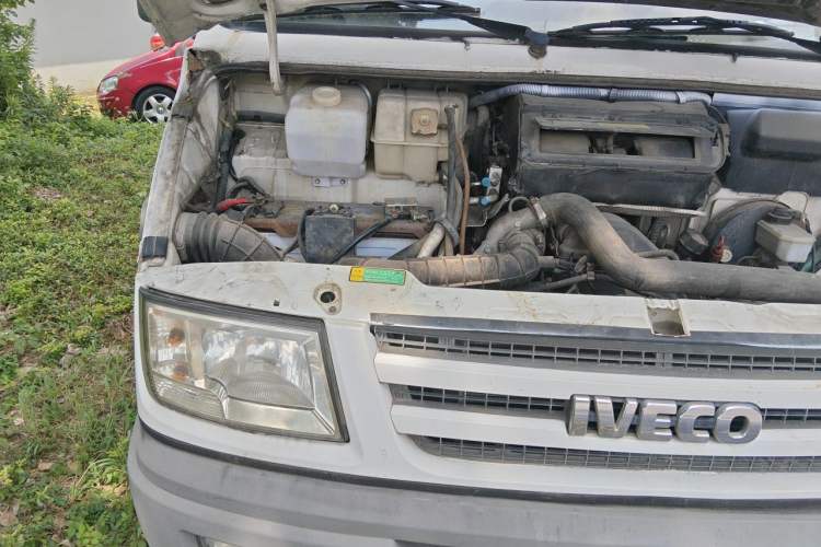 Used Iveco Daily  Engine Bay Right