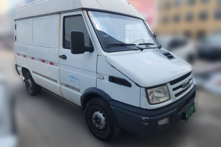 Used Iveco Daily  Front Right 45 Deg