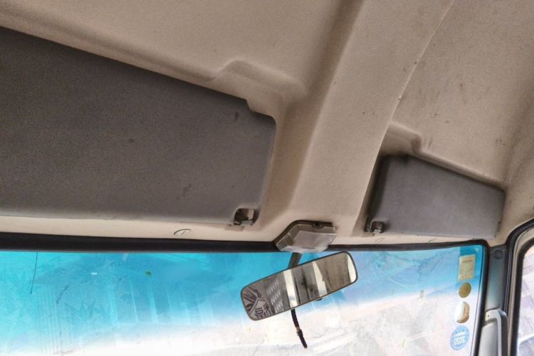 Used Iveco Daily 2012 2.5T-A35 Logistics Version 1 Low Roof Headliner