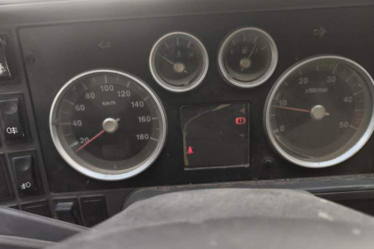 Used Iveco Daily 2012 2.5T-A35 Logistics Version 1 Low Roof Instrument Cluster
