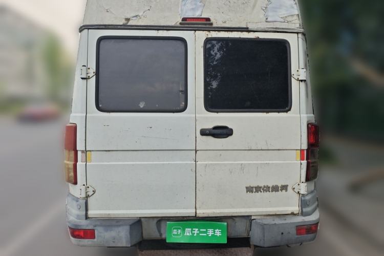 Used Iveco Daily 2012 2.5T-A35 Logistics Version 1 Mid-Roof Rear