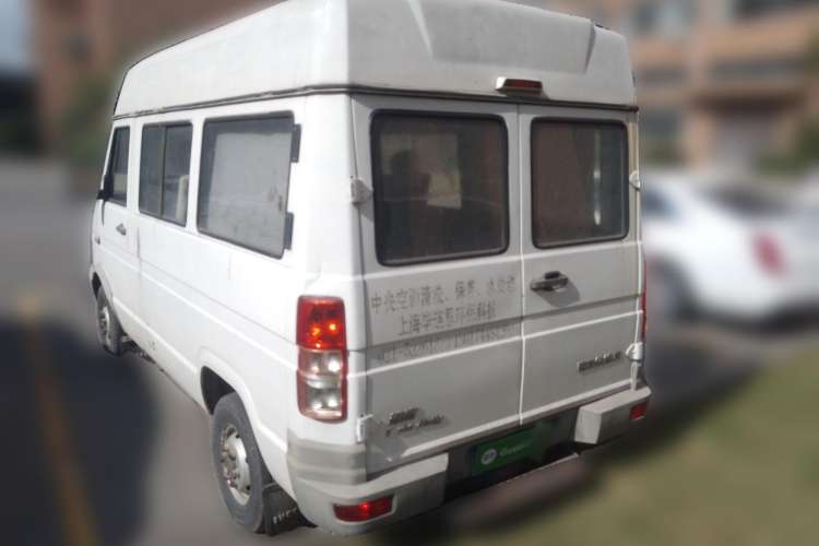 Used Iveco Daily 2012 2.5T-A35 Logistics Version 1 Mid-Roof Rear Left 45 Deg