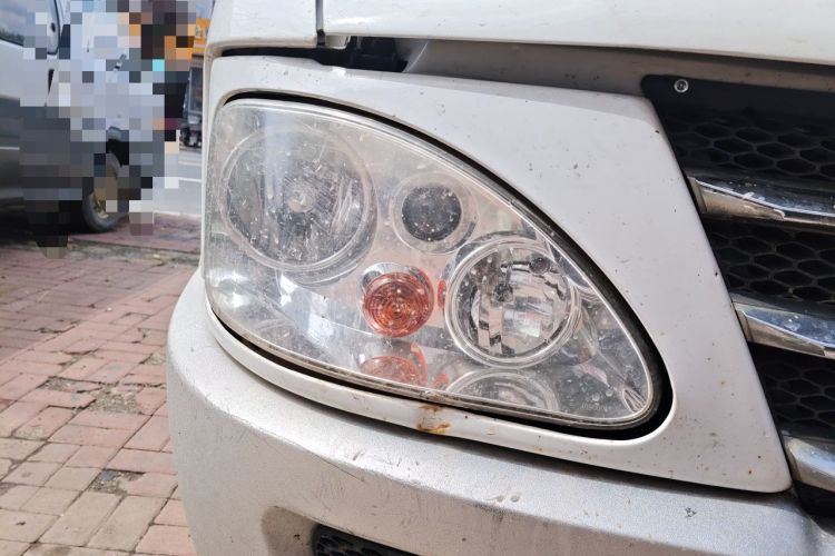 Used Iveco Daily  Right Front Headlight