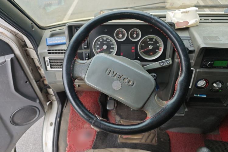 Used Iveco Daily 2012 2.5T-A35 Logistics Version 1 Mid-Roof Steering Wheel
