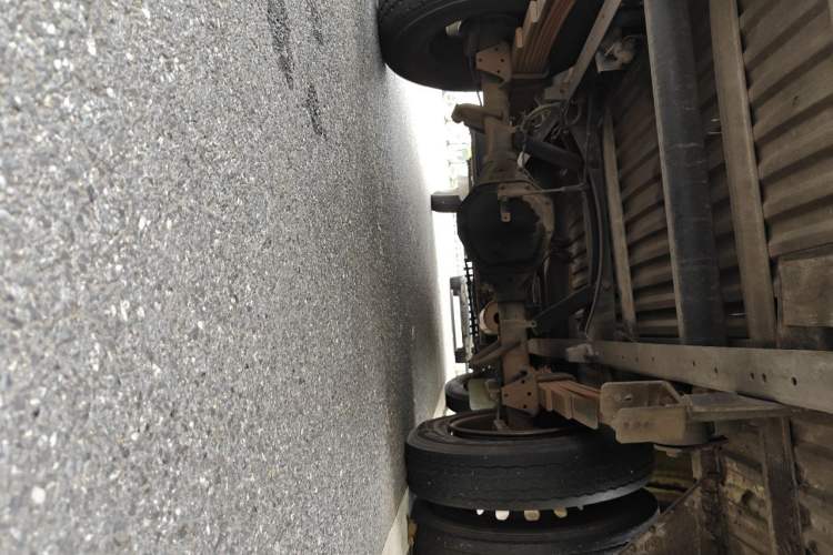 Used Iveco Daily 2014 2.8T-A35 NJ6494ACZ43S4 Chassis Rear