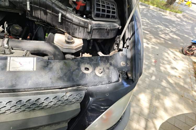 Used Iveco Daily  Engine Bay Left