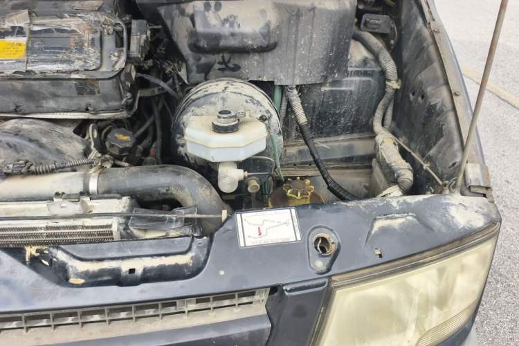 Used Iveco Daily 2014 2.8T-V40 NJ5044XXY3A43S4 Engine Bay Left