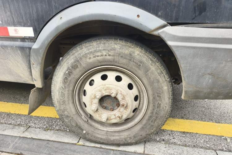 Used Iveco Daily 2014 2.8T-V40 NJ5044XXY3A43S4 Right Front Wheel Hub