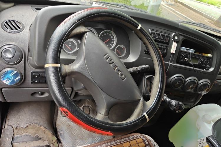 Used Iveco Daily 2014 2.8T-A35 NJ6494ACZ43S4 Steering Wheel