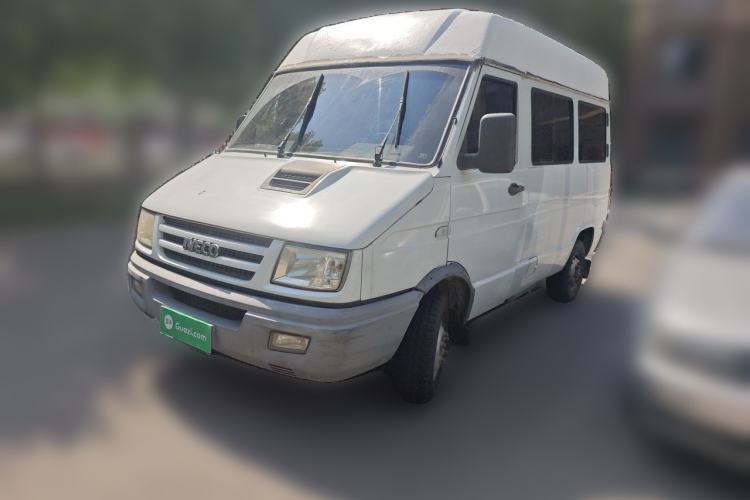 Used Iveco Daily 2014 2.5T-A35 NJ6484ACM47Z4 Guazi used car, China used car export, Used car for sale, Used  cars, Cheapest cars for sale