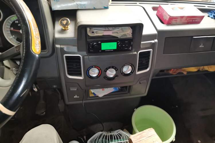 Used Iveco Daily 2014 2.5T-A35 NJ6484ACM47Z4 Audio And AC Panel
