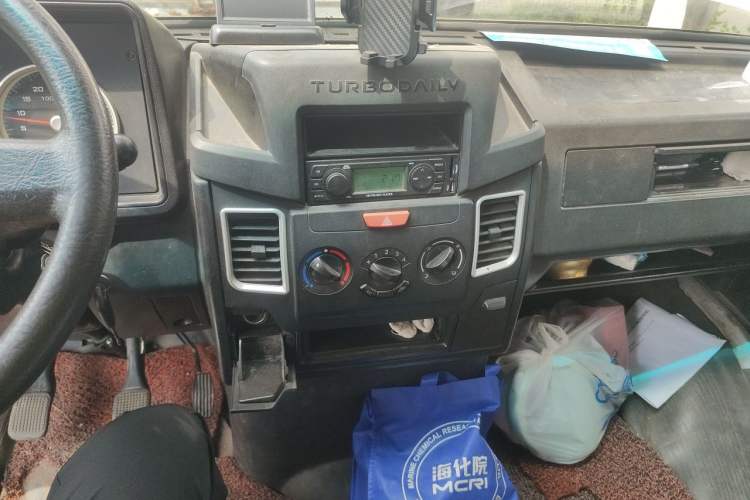 Used Iveco Daily 2014 2.8T-V35 NJ5044XXYQZA43S4 Audio And AC Panel