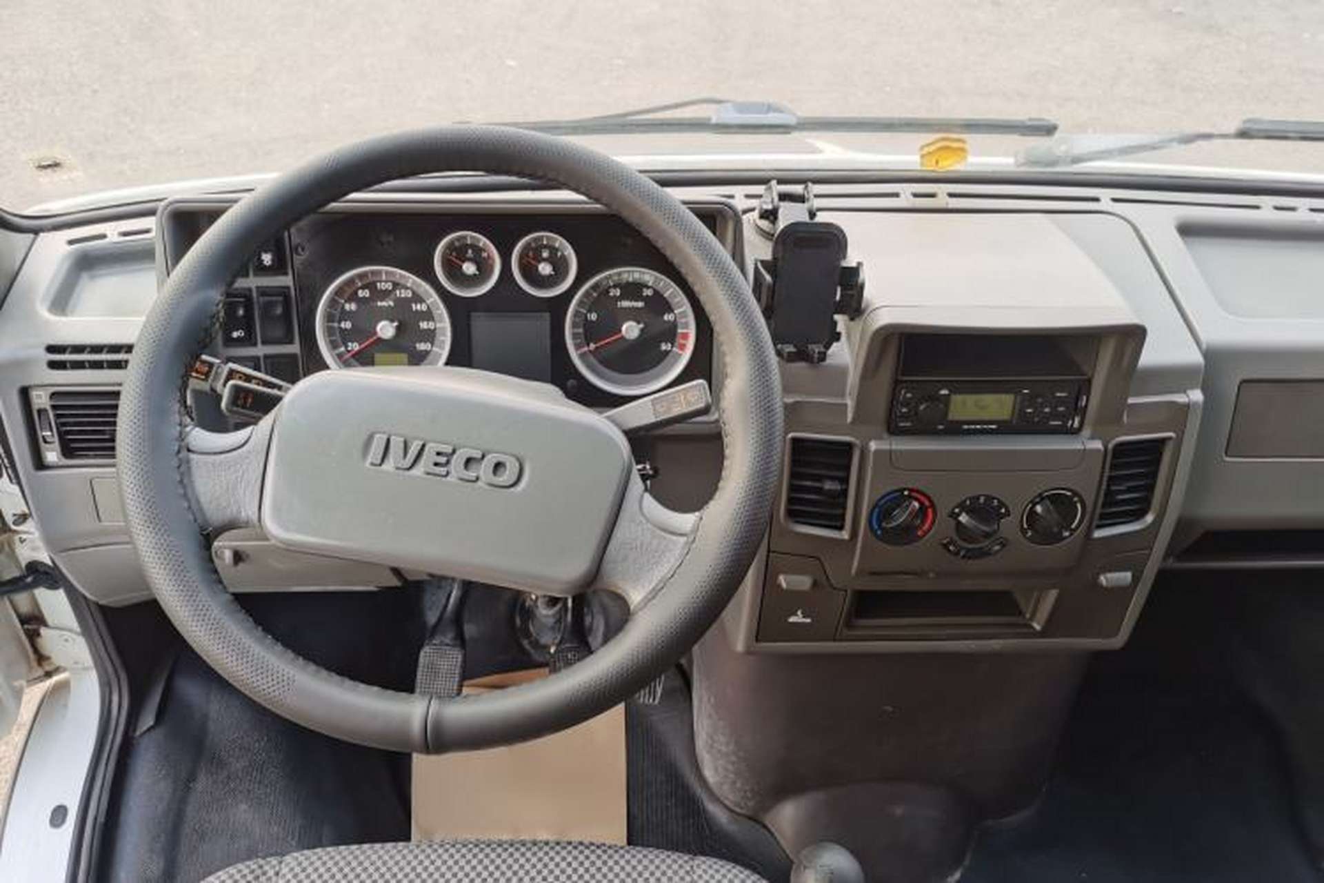 Used Iveco Daily 2014 2.5T-A35 NJ6485AC47Z4 Audio And AC Panel