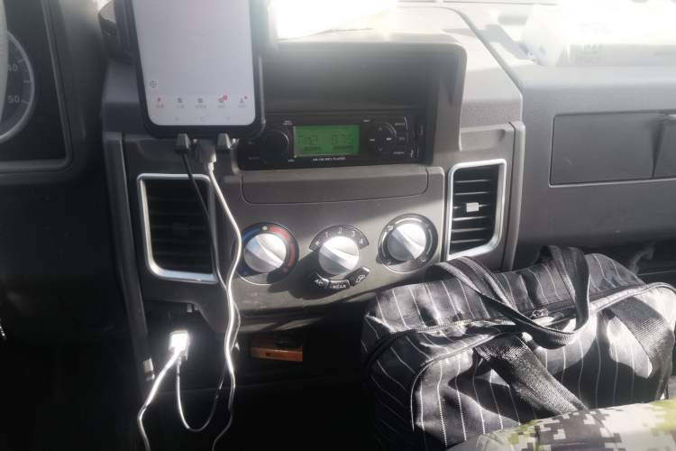 Used Iveco Daily 2014 2.5T-A35 NJ6484ACM47Z4 Audio And AC Panel