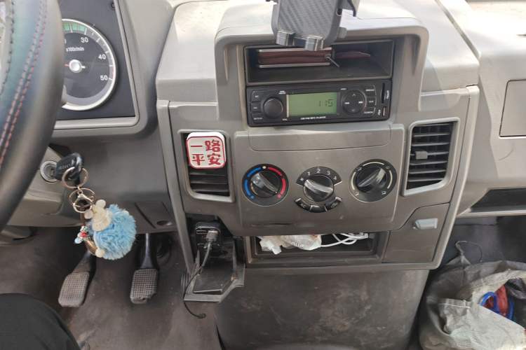Used Iveco Daily 2014 2.5T-A35 NJ6485AC47Z4 Audio And AC Panel