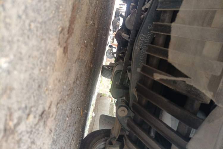Used Iveco Daily 2014 2.5T-A35 NJ6484ACM47Z4 Chassis Front