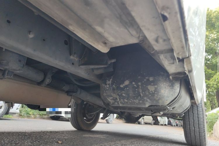 Used Iveco Daily 2014 2.5T-A35 NJ6484ACM47Z4 Chassis Front Left