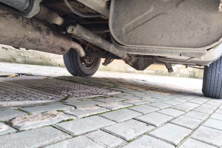 Used Iveco Daily 2014 2.5T-A35 NJ6484ACM47Z4 Chassis Front Left